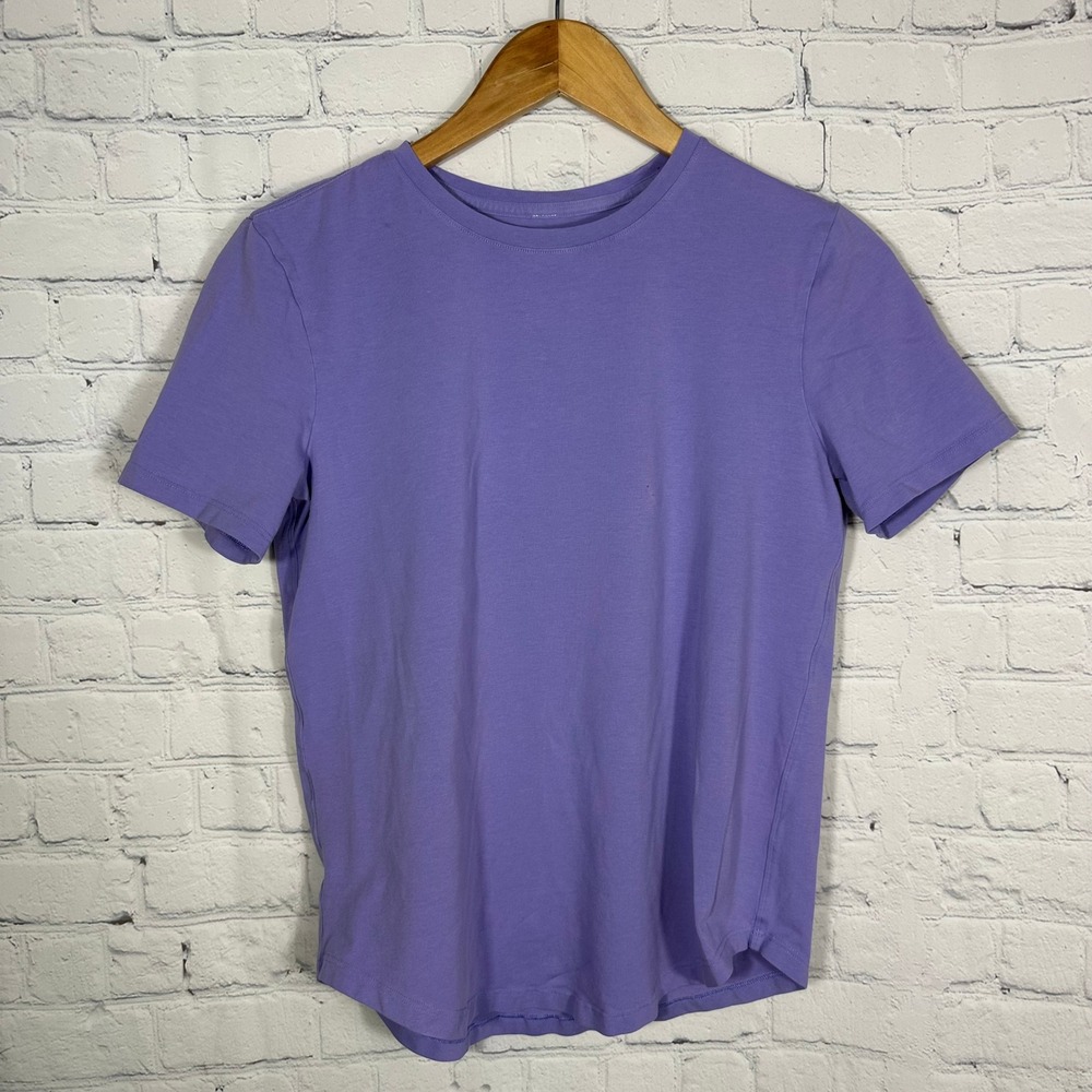 lululemon athletica Short Sleeve Tee in Lavender Purple